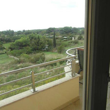 Bentley - Sea-View - 2 Bedroom Apartment Premantura Ngoại thất bức ảnh