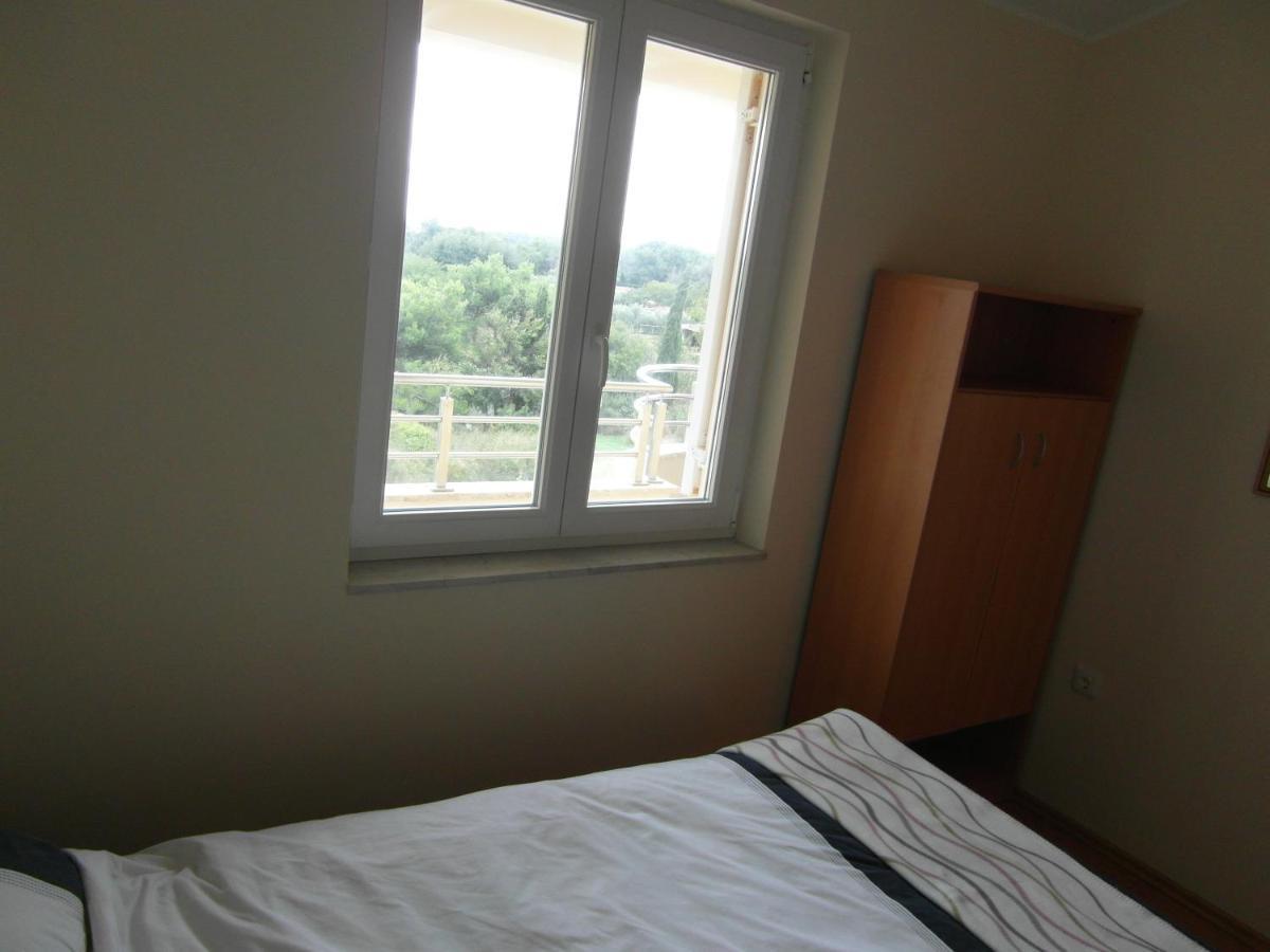 Bentley - Sea-View - 2 Bedroom Apartment Premantura Ngoại thất bức ảnh